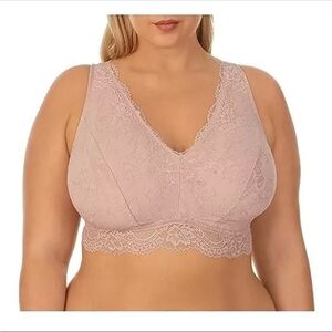 Dream fit Unlined Lace Bralette in the color Adobe Rose